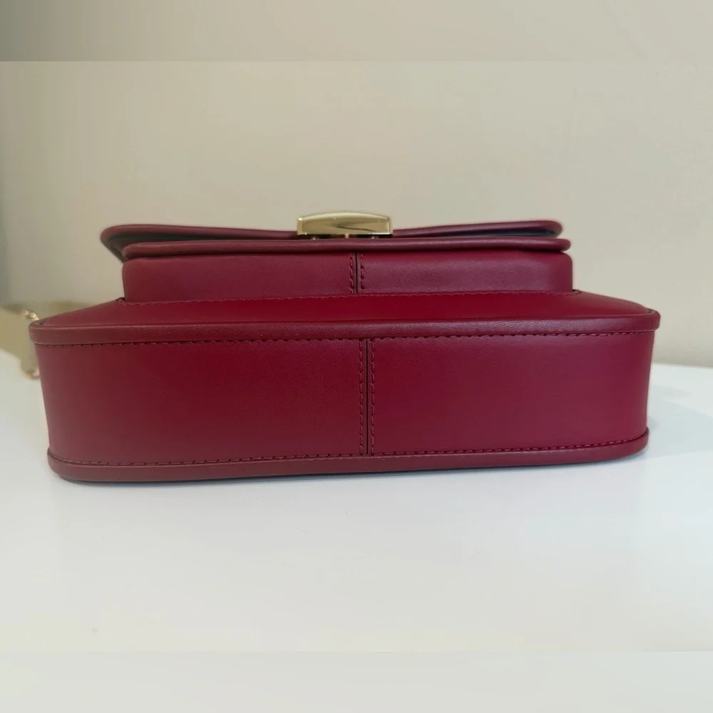Michael Kors Bradshaw Medium Leather Messenger Bag NWT